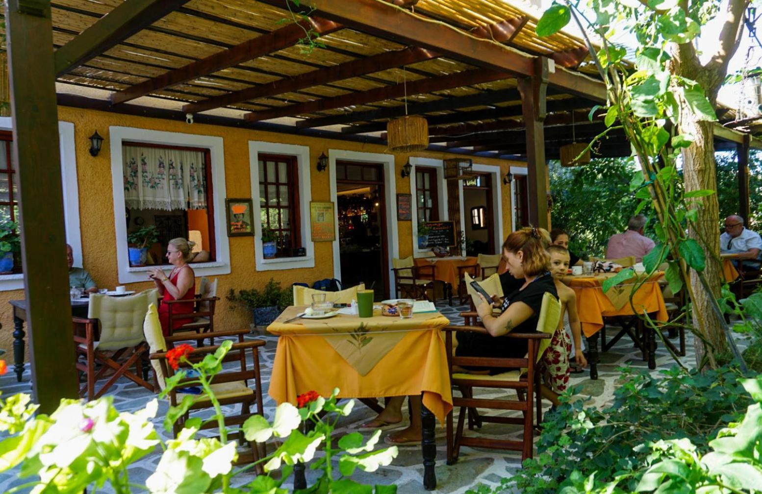 Vagia Traditional, Aegina Island ภายนอก รูปภาพ